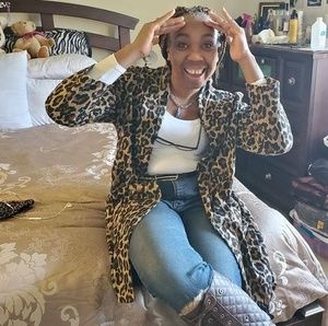 Meet your Posher, Jacqueline